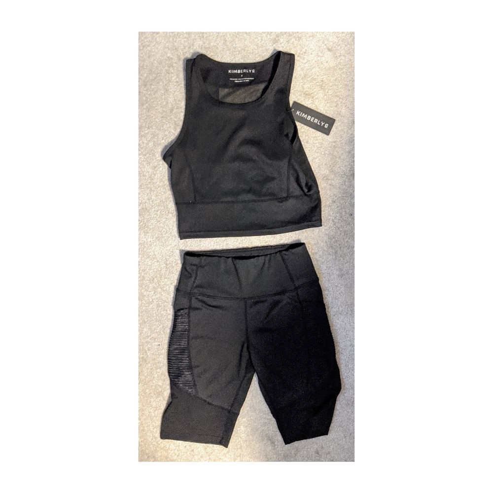 Crop top & bik shorts set